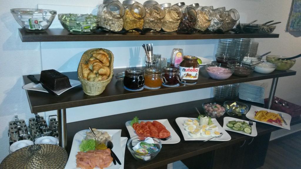 Hotel Art Inn Ντίνσλακεν Εξωτερικό φωτογραφία