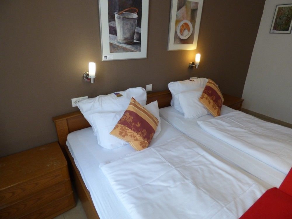 Hotel Art Inn Ντίνσλακεν Εξωτερικό φωτογραφία