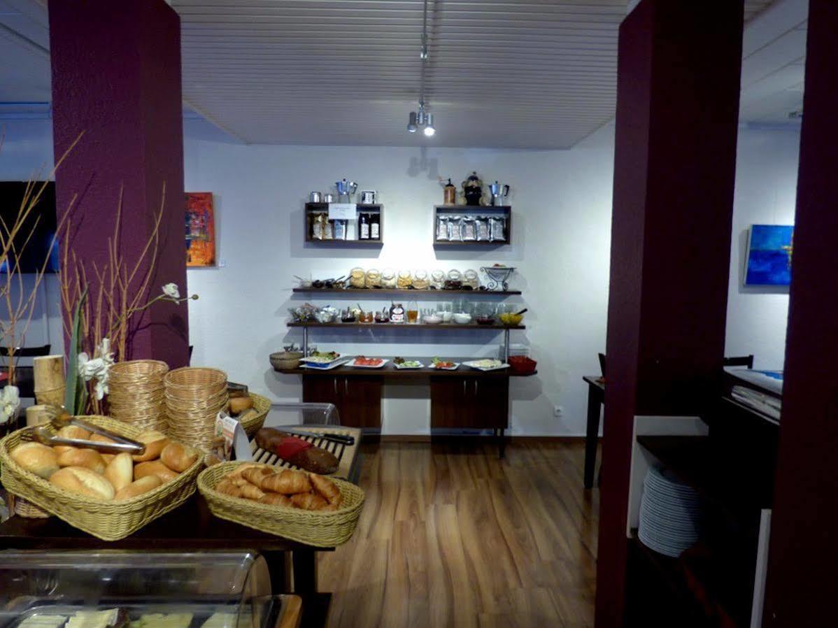 Hotel Art Inn Ντίνσλακεν Εξωτερικό φωτογραφία