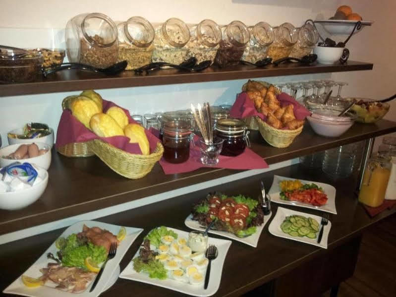Hotel Art Inn Ντίνσλακεν Εξωτερικό φωτογραφία